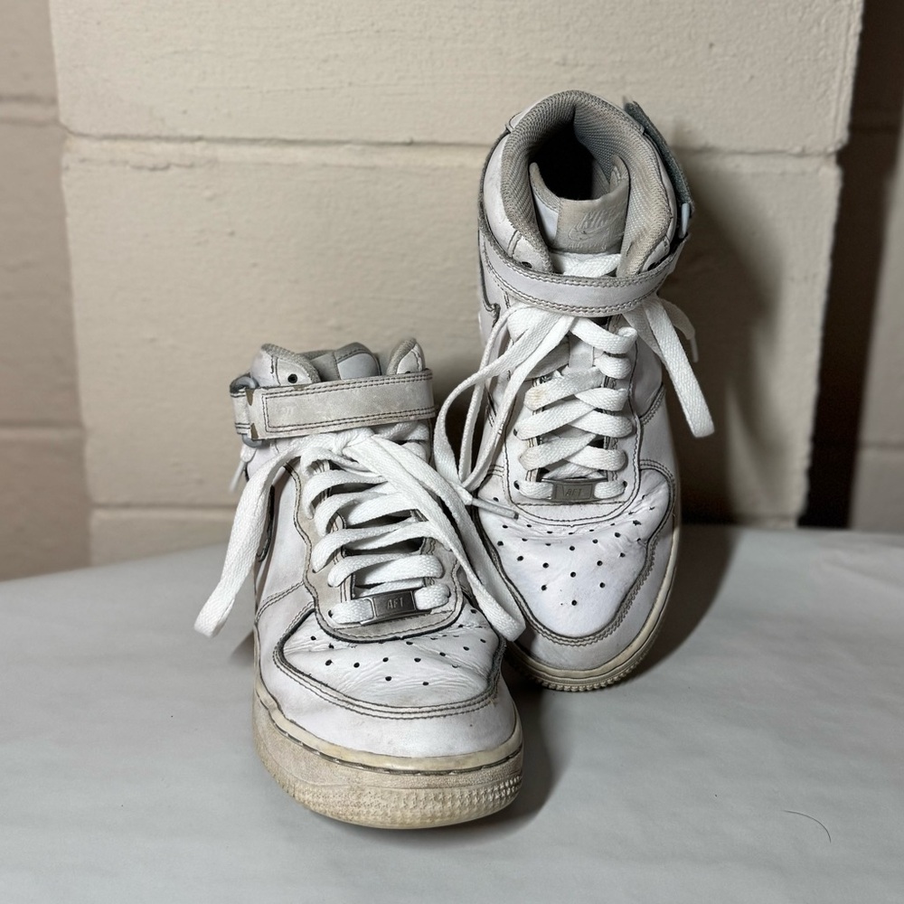 Nike Air Force 1 high top size 5.5 youth